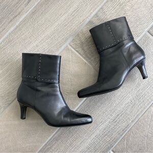 Tahari Primer Black Leather Ankle Boot Heeled Studded Size 7.5